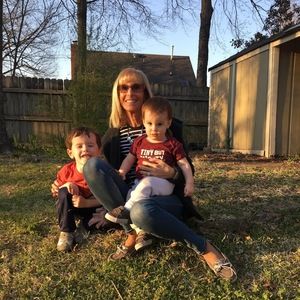 Meet your Posher, Debbie